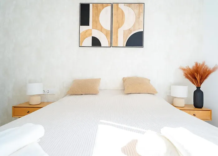 Little Penthouse * 丰希罗拉